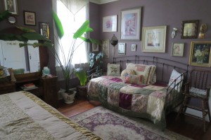 floral daybed